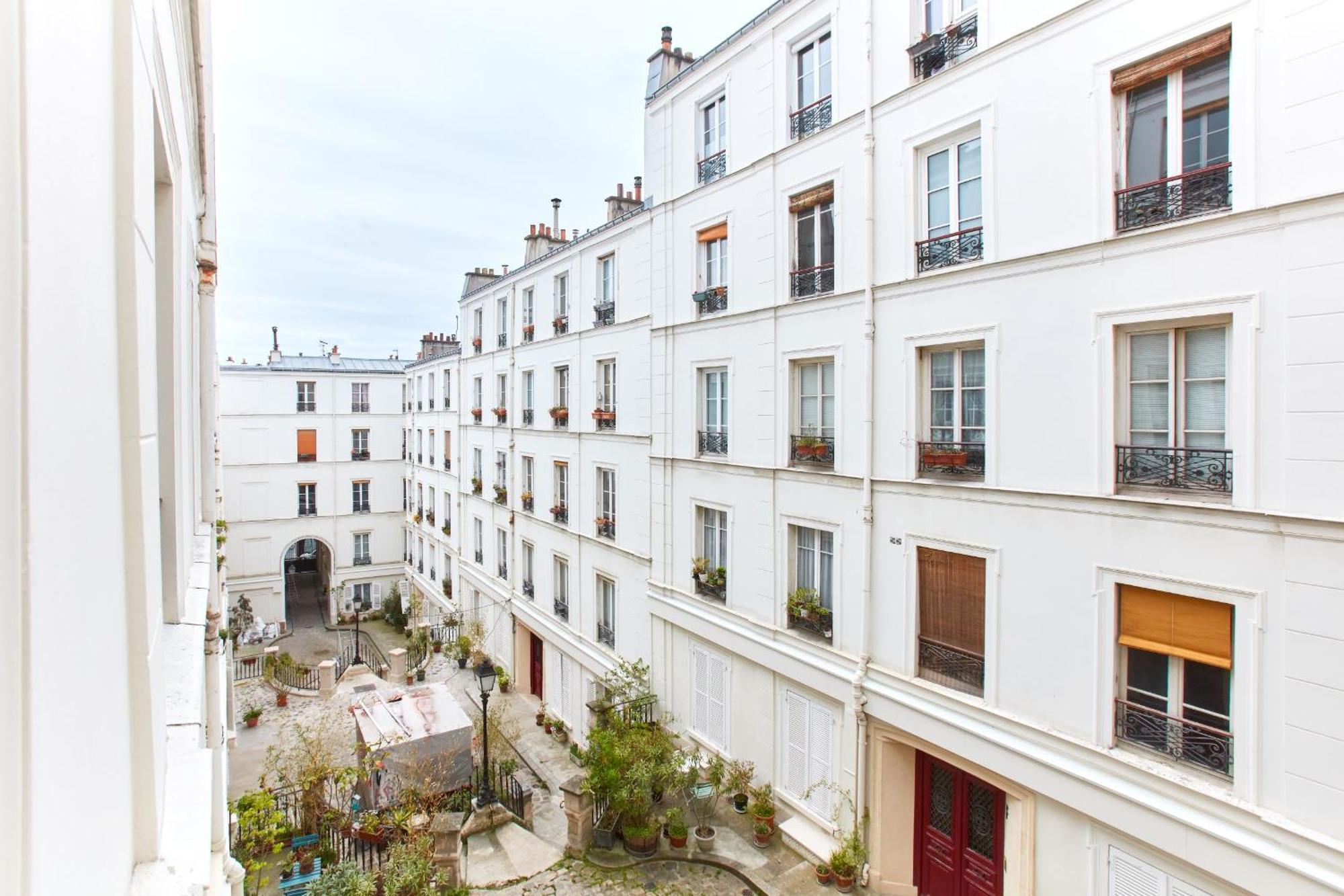 Montmartre & Rue Durantin - 1Br - Cityapartmentstay Paris Exterior photo